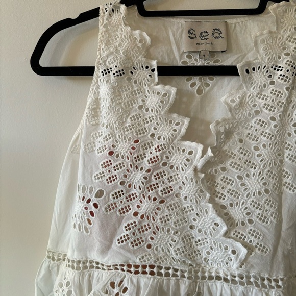SEA NY White Eyelet Crochet V Neck Wrap Style Tank Top Peplum Sleeveless Sz 4 - Picture 2 of 4